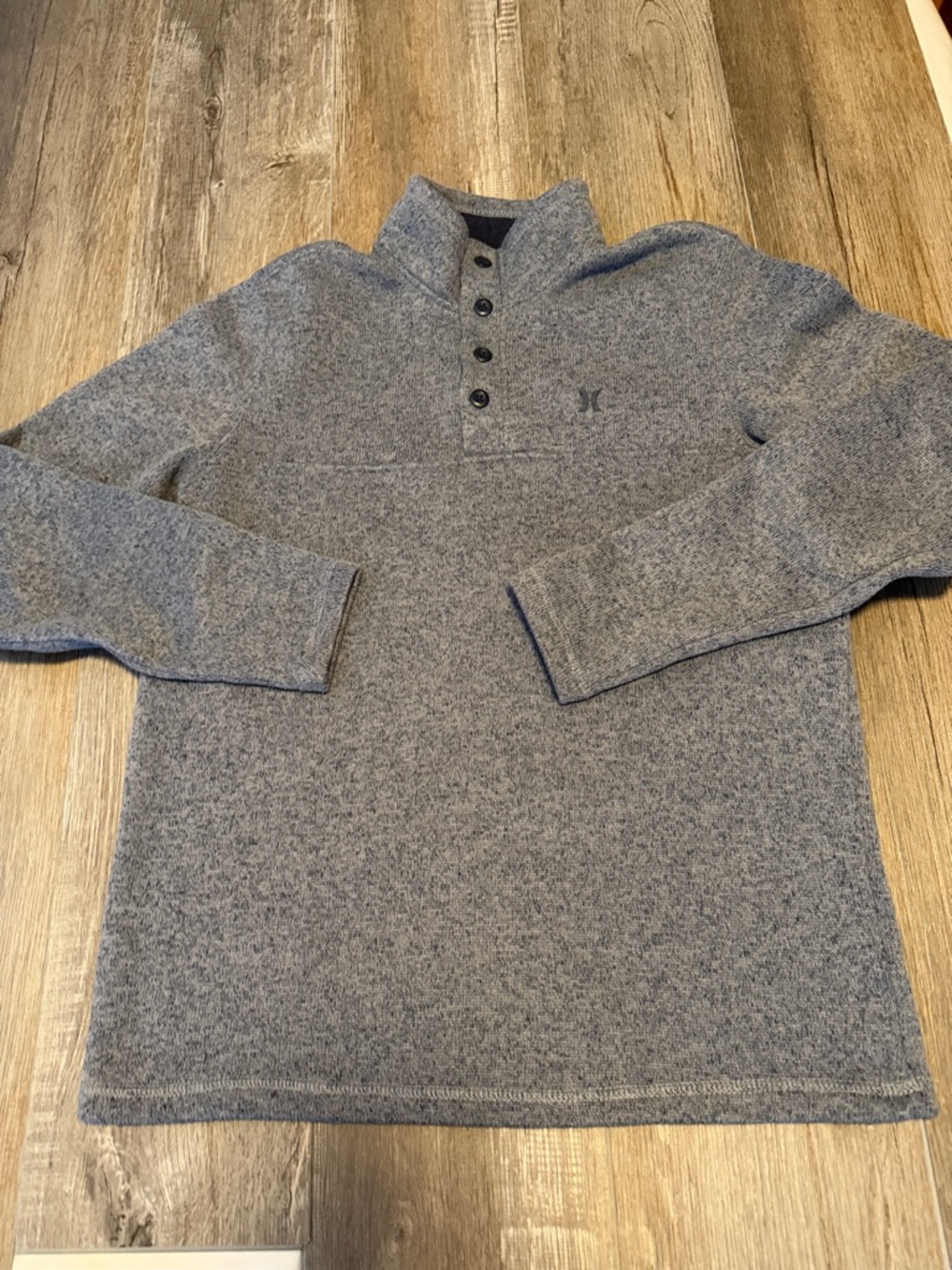 Hurley Men's Heathered Gray Button up Shirt